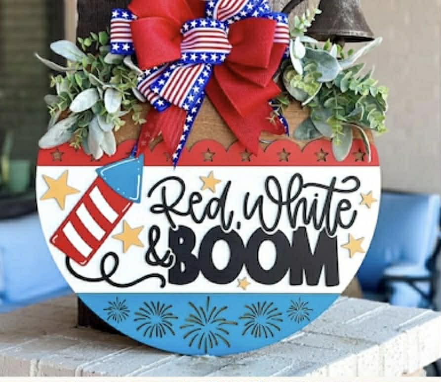 Red White Boom DIY Kit 18 Inch Door Hanger