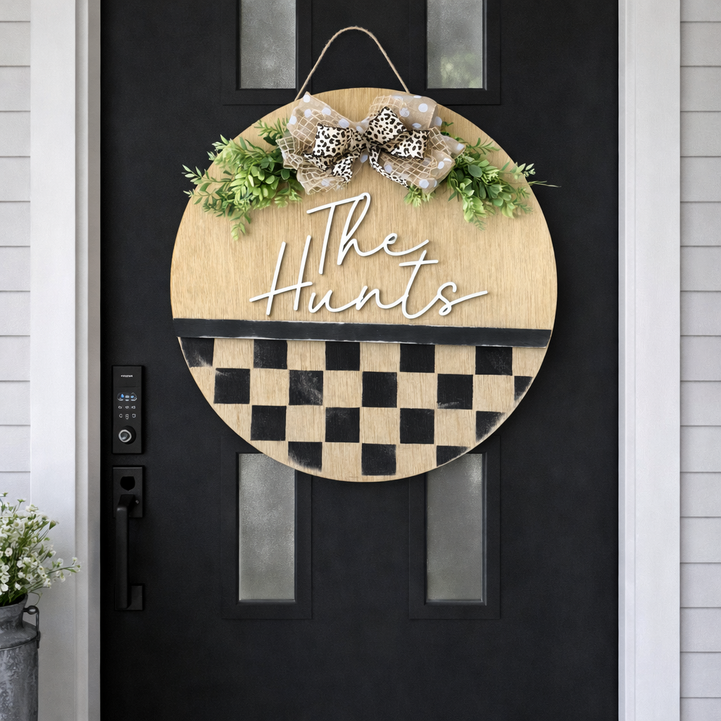 Checkered Print Door Hanger